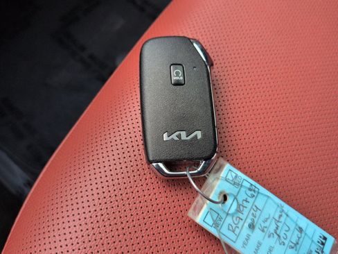 Certified 2024 Kia Sportage SX FWD image 37