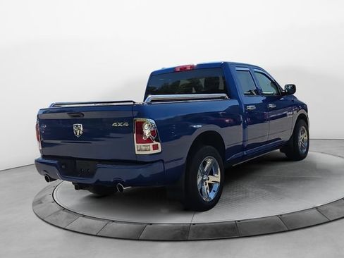 Used 2017 RAM 1500 Express AWD/4WD image 5