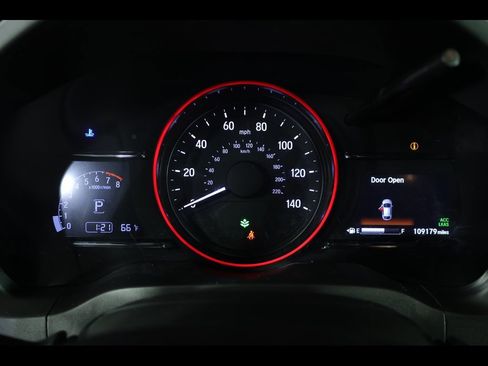 Used 2019 Honda HR-V EX image 18