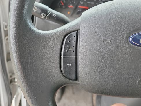 Used 2007 Ford E-450 and Econoline 450 image 31