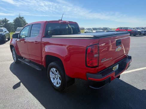 Used 2018 Chevrolet Colorado LT w/ LT Convenience Package RWD image 3