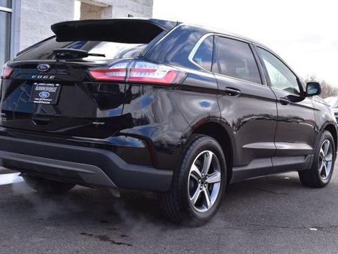 Used 2024 Ford Edge SEL w/ Convenience Package image 11