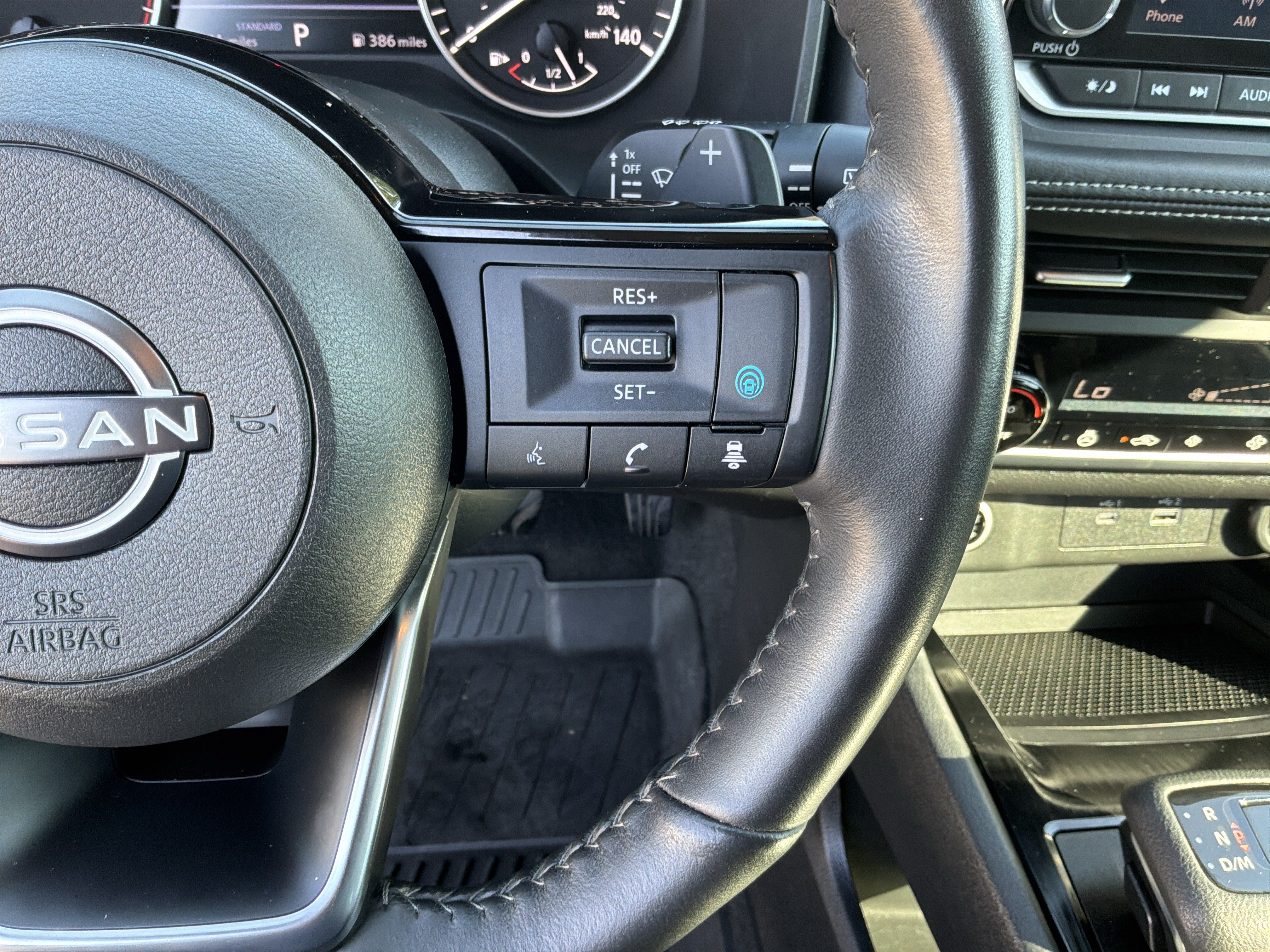 Used 2023 Nissan Rogue SV w/ SV Premium B Package FWD image 20