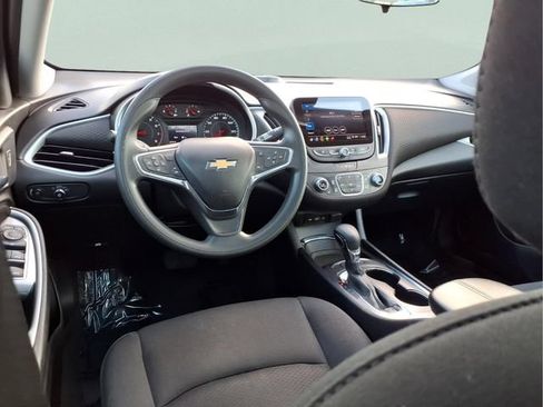 Used 2024 Chevrolet Malibu LT FWD image 5