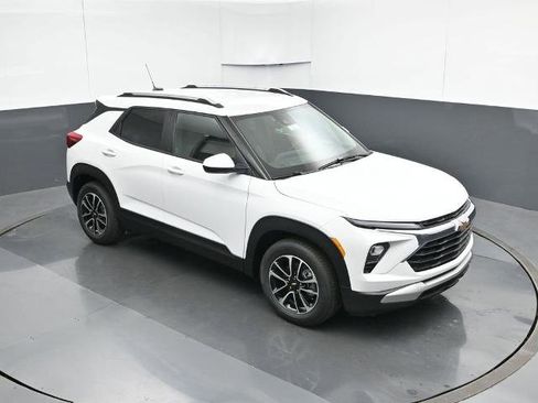 New 2026 Chevrolet TrailBlazer LT w/ Convenience Package image 15