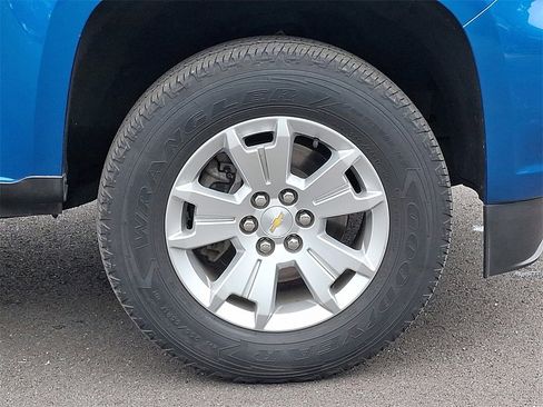 Used 2021 Chevrolet Colorado LT w/ LT Convenience Package image 9