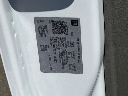 New 2026 GMC Savana 3500 Extended w/ Driver Convenience Package RWD image 25