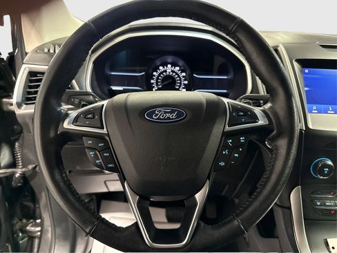 Used 2019 Ford Edge SEL w/ Cargo Accessory Package AWD/4WD image 18