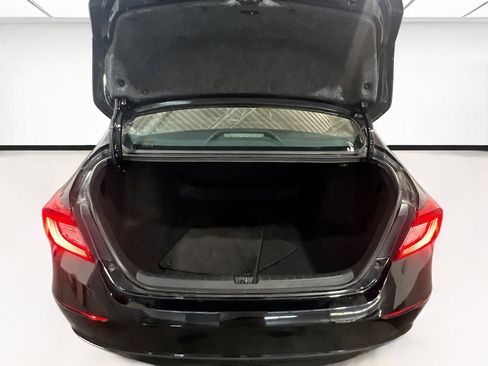Used 2020 Honda Accord LX image 17
