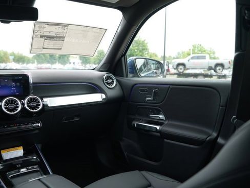 Certified 2026 Mercedes-Benz GLB 250 4MATIC image 21