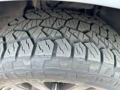 Used 2019 Ford Expedition Limited image 5