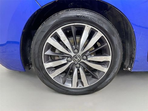 Used 2016 Honda Fit EX image 29