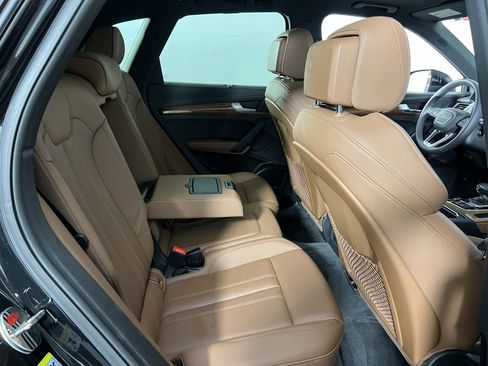 Used 2022 Audi Q5 2.0T Prestige w/ Prestige Package image 25