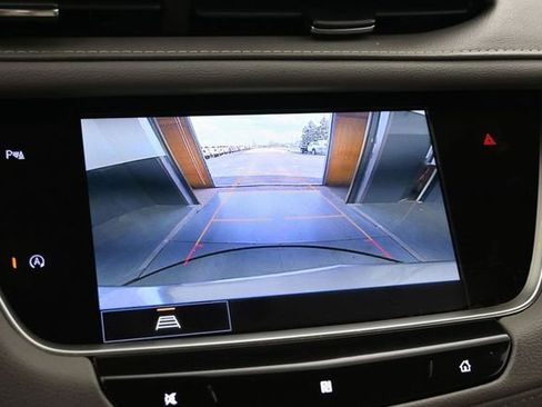 Used 2021 Cadillac XT5 Premium Luxury w/ LPO, Floor Liner Package AWD/4WD image 30