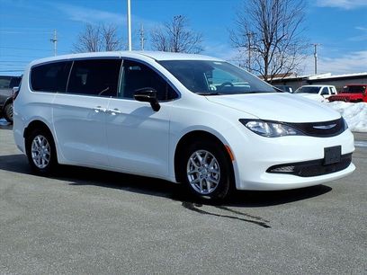 New 2026 Chrysler Voyager LX