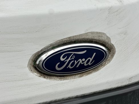 Used 2016 Ford Transit 350 XL image 24