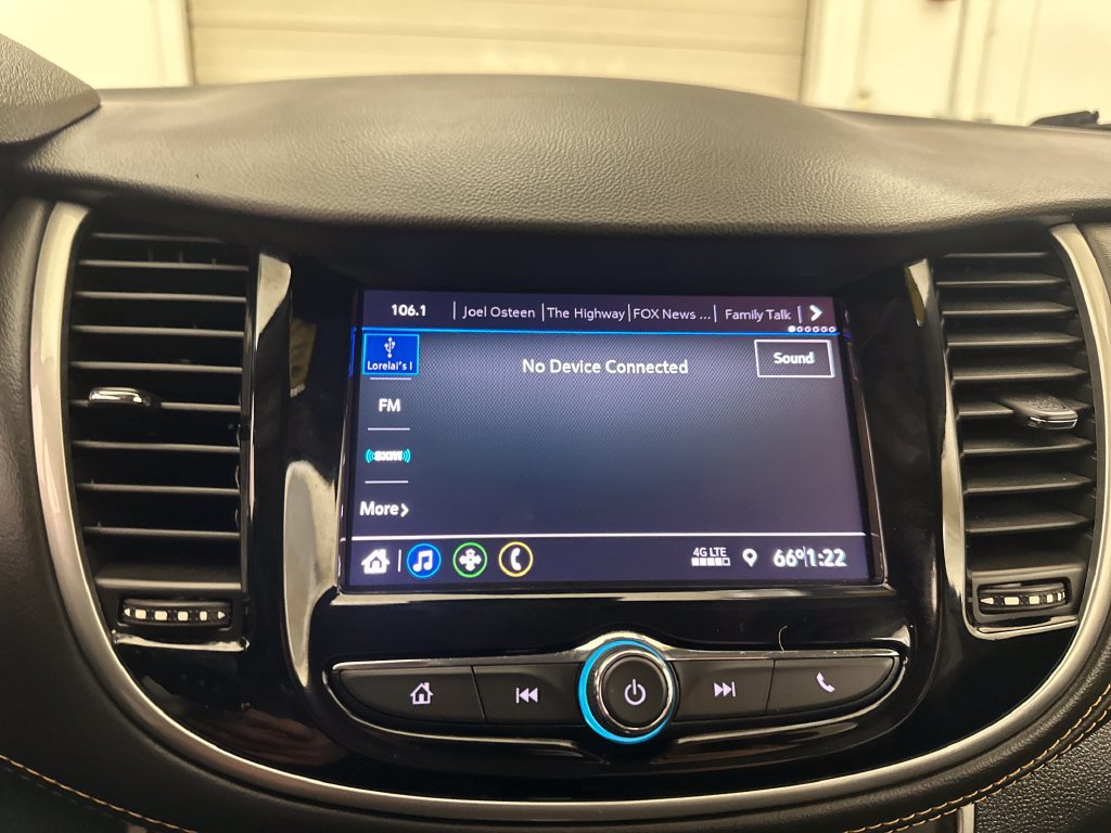 Used 2020 Chevrolet Trax LT FWD image 16