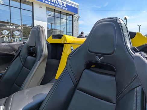 Used 2015 Chevrolet Corvette Stingray Convertible w/ 2LT Preferred Equipment Group RWD image 42