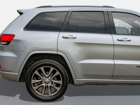 Used 2016 Jeep Grand Cherokee Limited 75th Anniversary image 6