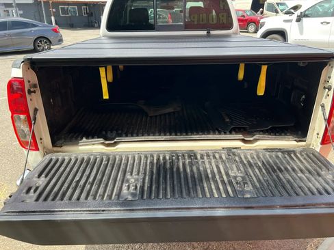 Used 2019 Nissan Frontier SV RWD image 22