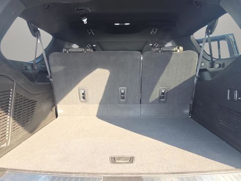 Used 2021 GMC Yukon XL AT4 w/ AT4 Premium Package image 19