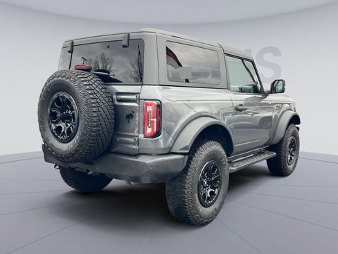Used 2024 Ford Bronco Wildtrak image 5
