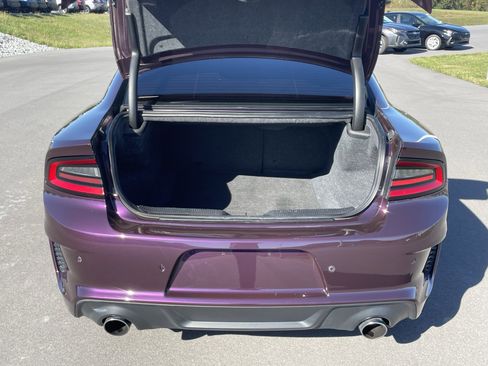 Used 2022 Dodge Charger SRT Hellcat w/ Harman/Kardon Audio Group image 5