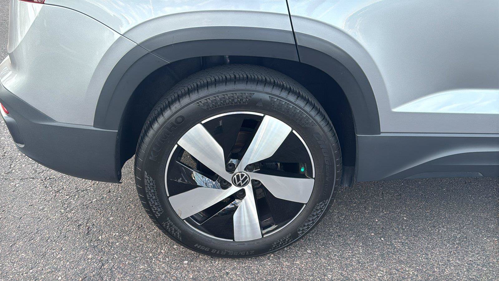 Used 2024 Volkswagen Taos S AWD/4WD image 11