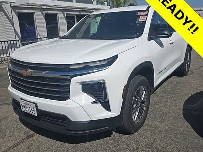 Used 2024 Chevrolet Traverse LT
