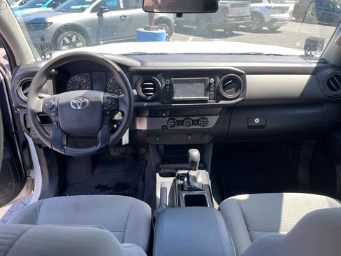 Used 2019 Toyota Tacoma SR w/ SR Convenience Package RWD image 11