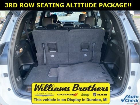 Certified 2024 Jeep Grand Cherokee L Laredo image 27