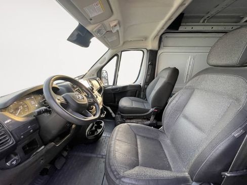 Used 2023 RAM ProMaster 3500 w/ Driver Convenience Group FWD image 9