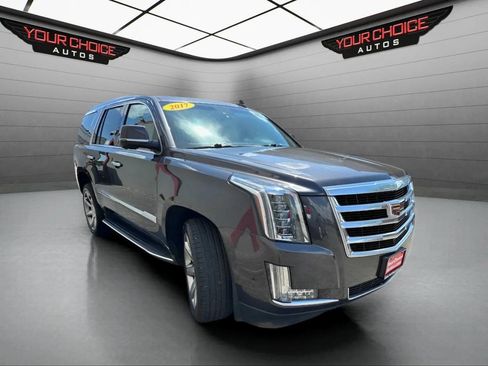 Used 2017 Cadillac Escalade Luxury image 6