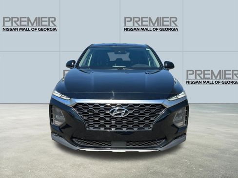 Used 2020 Hyundai Santa Fe SE FWD image 2
