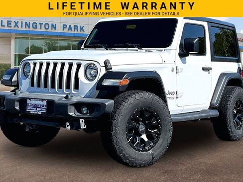Used 2020 Jeep Wrangler Sport AWD/4WD image 2