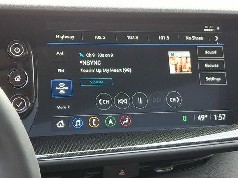 Certified 2022 Buick Envision Essence w/ Technology Package I image 19