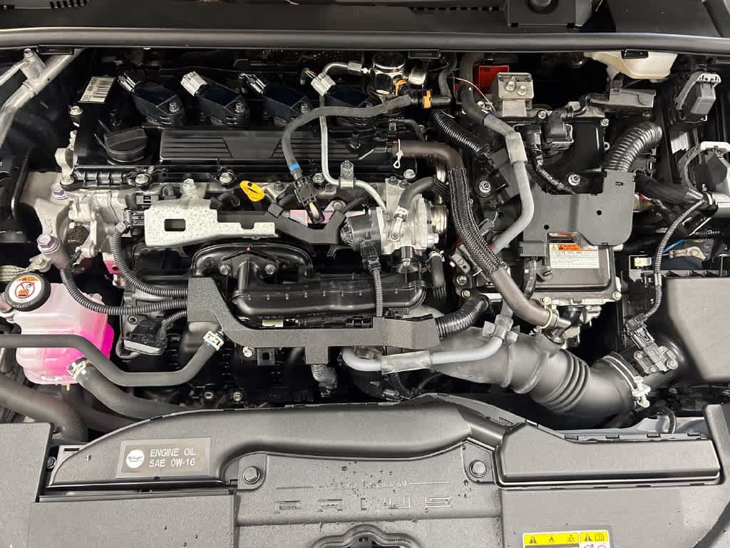 Used 2023 Toyota Prius XLE FWD image 9