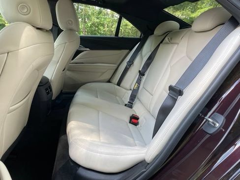 Used 2021 Cadillac CT4 Luxury w/ Sun And Sound Package RWD image 15