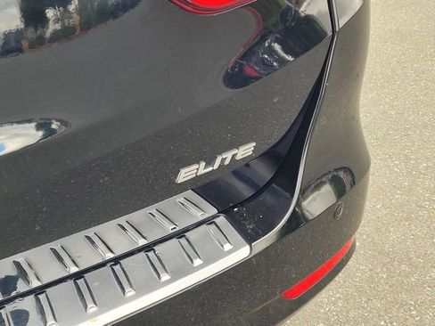 Used 2018 Honda Odyssey Elite image 8