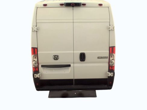 Used 2023 RAM ProMaster 2500 FWD image 5