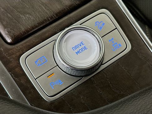 Used 2024 Genesis GV80 2.5T image 26