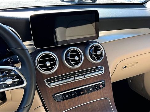 Certified 2022 Mercedes-Benz GLC 300 4MATIC image 6