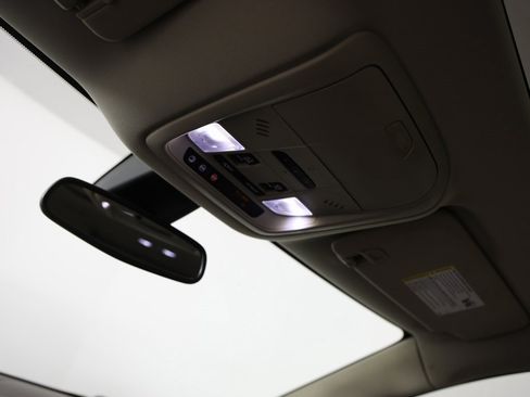 Certified 2019 Buick Enclave Premium w/ Experience Buick Package image 15