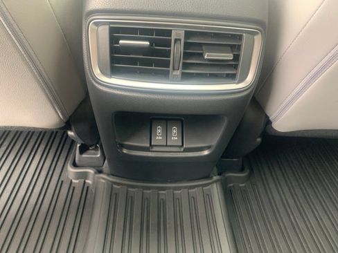 Used 2019 Honda CR-V Touring image 31