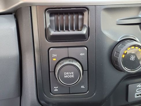New 2025 Ford F250 XL w/ STX Appearance Package AWD/4WD image 19