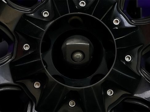 Used 2019 Jeep Wrangler Unlimited Sahara image 18