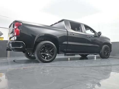 Used 2023 Chevrolet Silverado 1500 Custom image 61