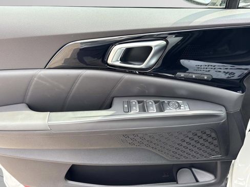 New 2026 Kia Carnival SX Prestige FWD image 17
