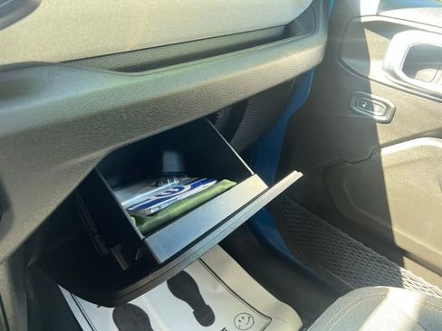 Used 2024 Jeep Wrangler Unlimited image 33