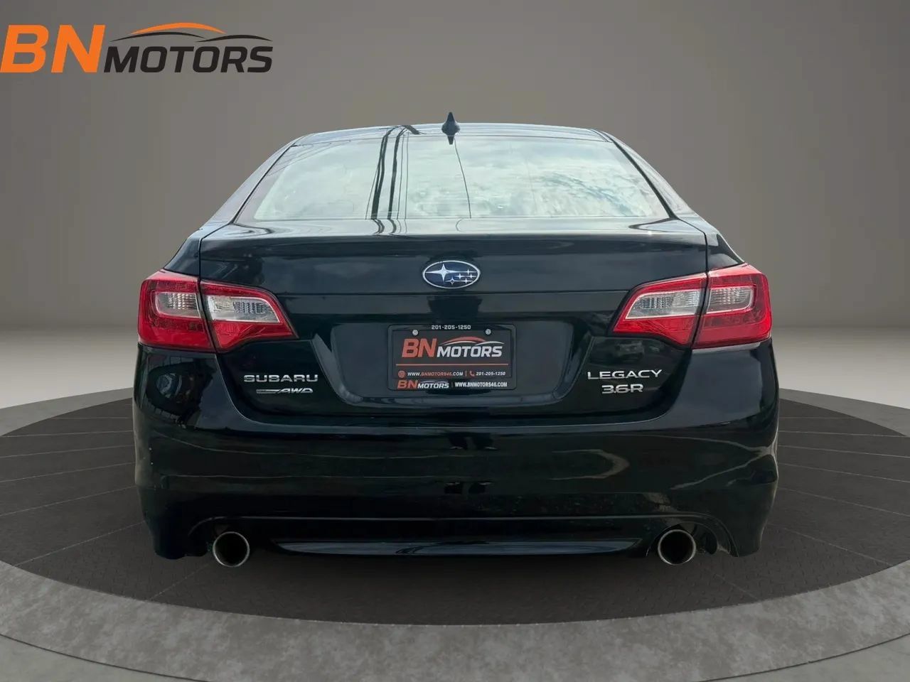 Used 2016 Subaru Legacy 3.6R Limited AWD/4WD image 7